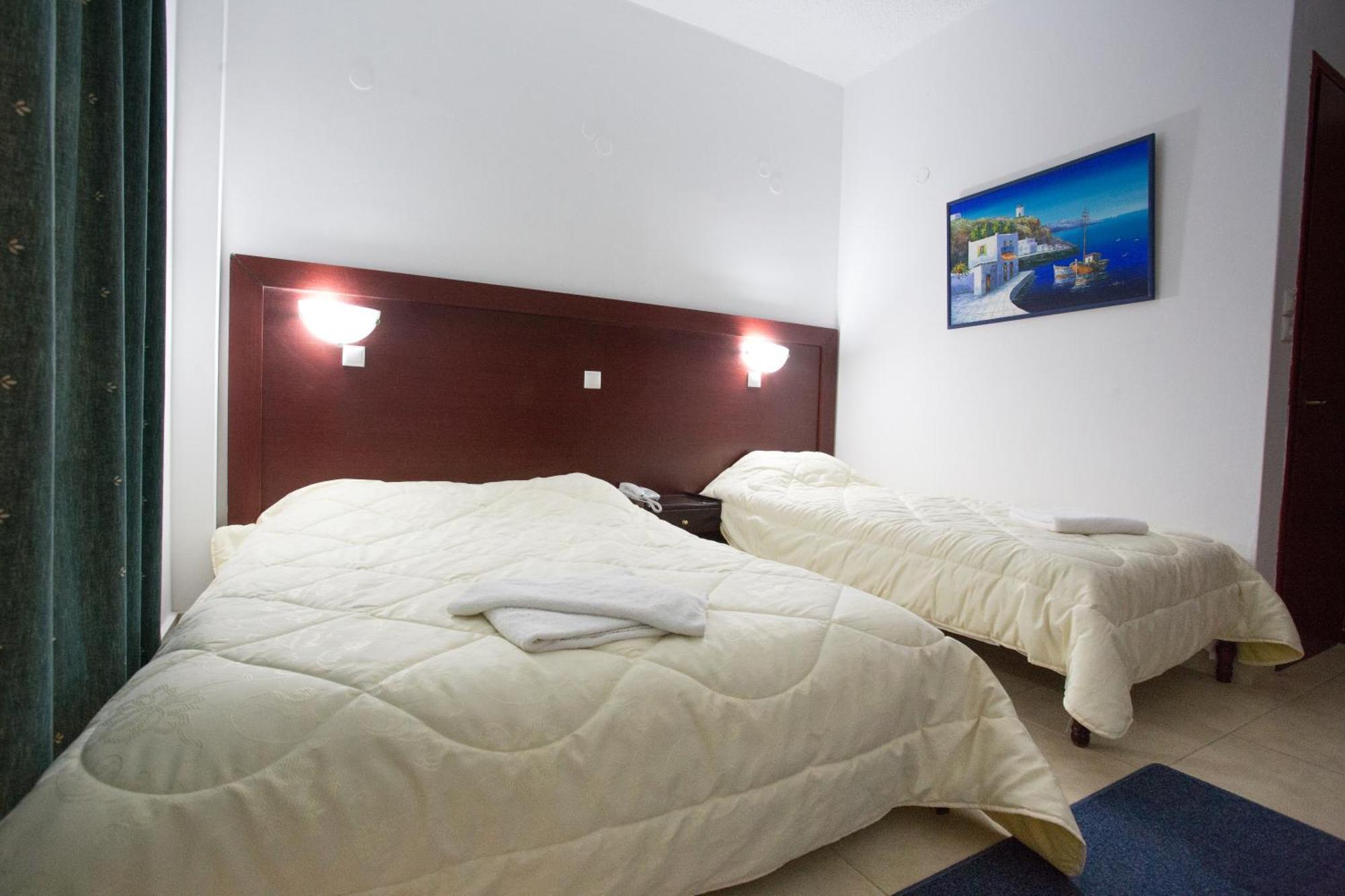 Poseidon Beach Hotel Кастросікія Екстер'єр фото