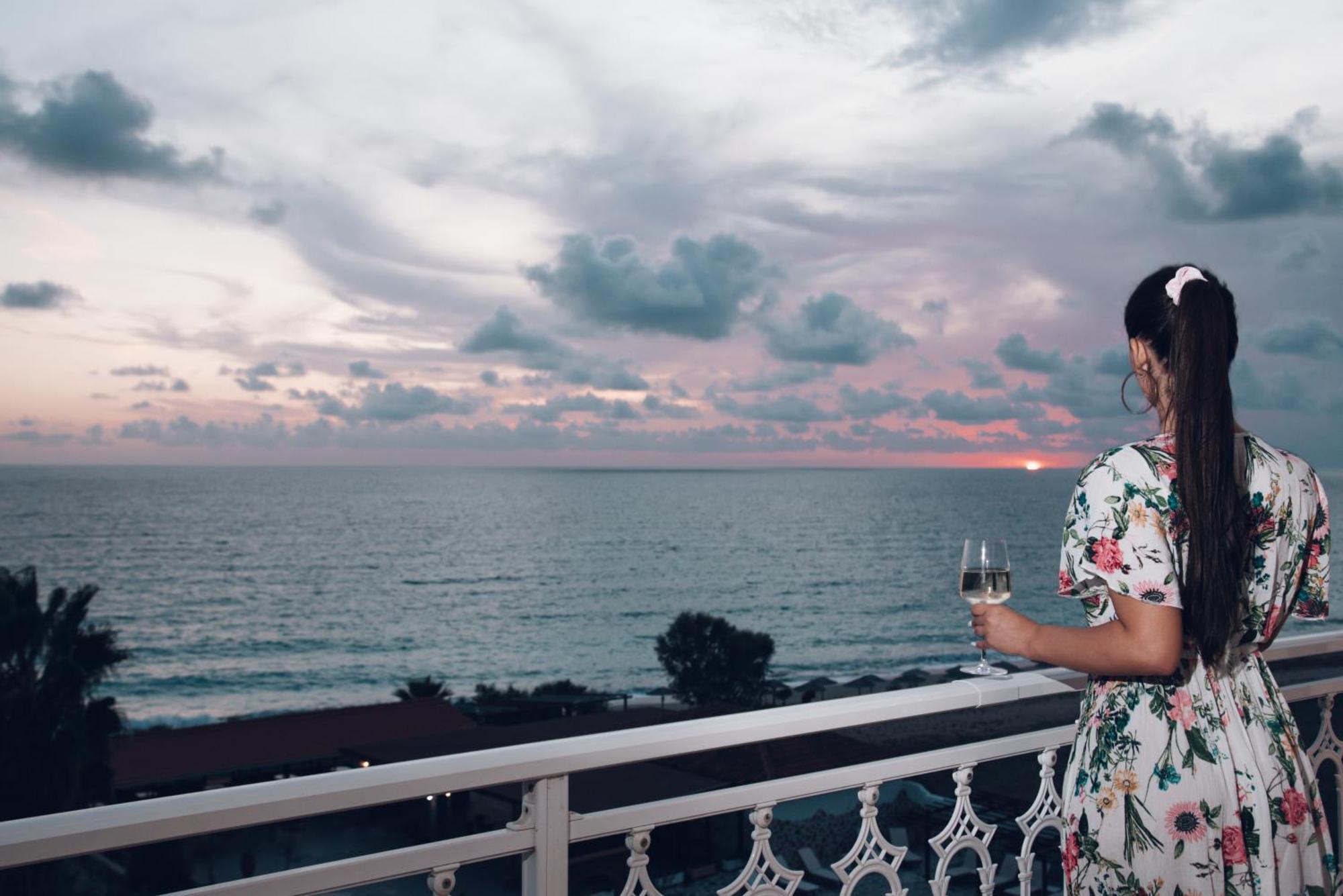 Poseidon Beach Hotel Кастросікія Екстер'єр фото