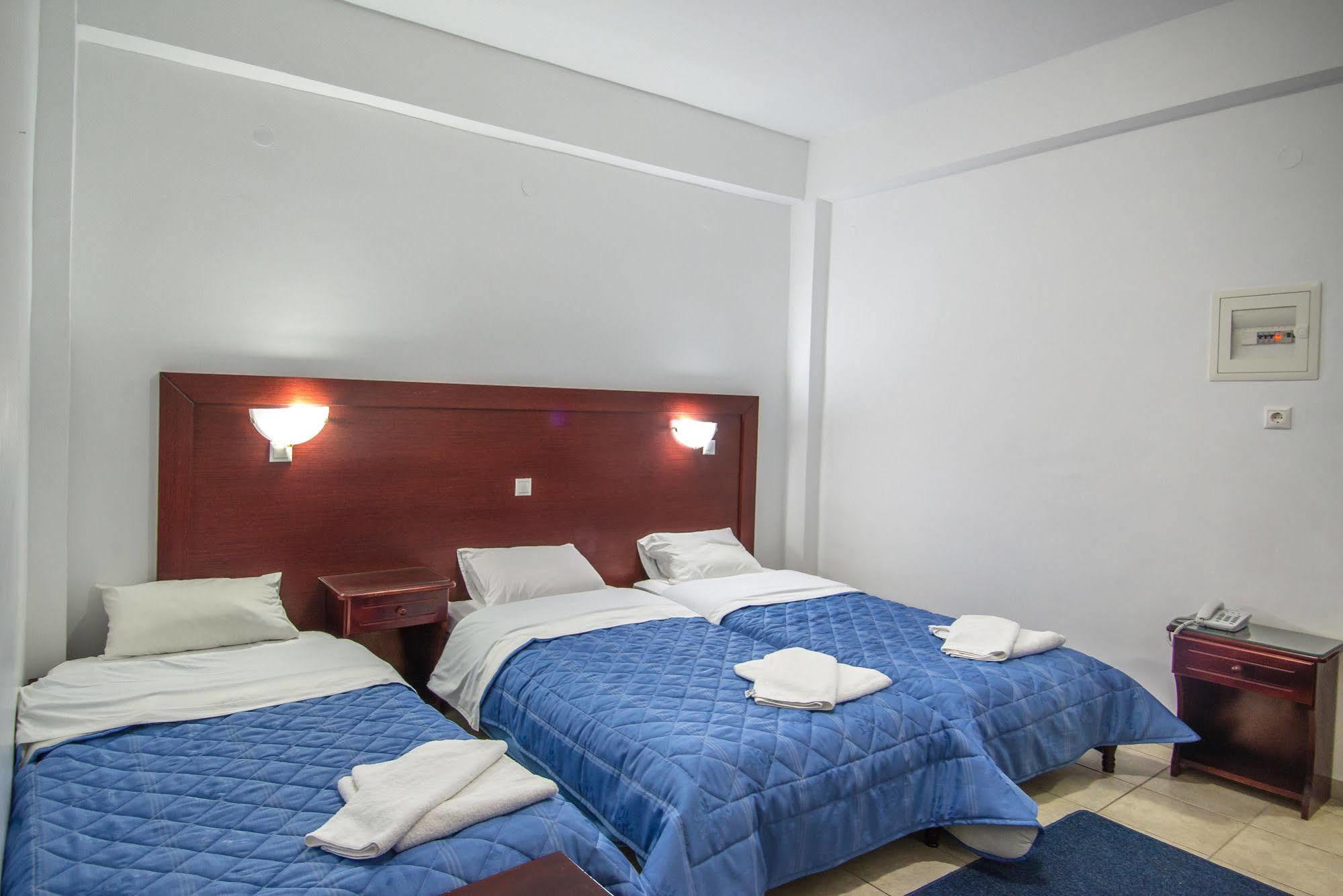 Poseidon Beach Hotel Кастросікія Екстер'єр фото